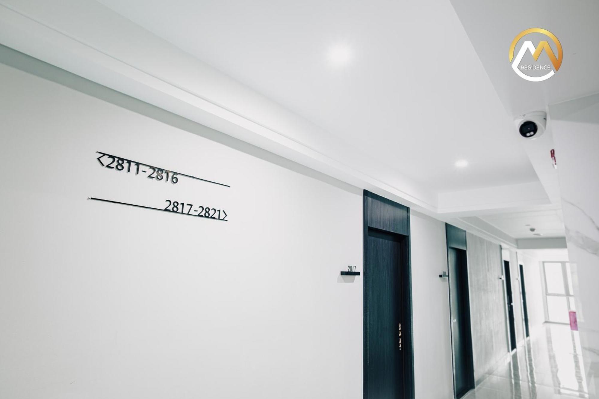 Hotel Serviced Apartments Top One Infinity Pool With View Of 360 Degree Phnom Penh Exterior photo
